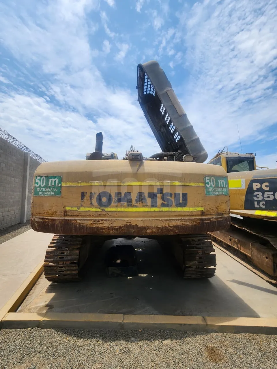 Excavadora sobre orugas KOMATSU PC350LC-8 (2013) - Foto # 3