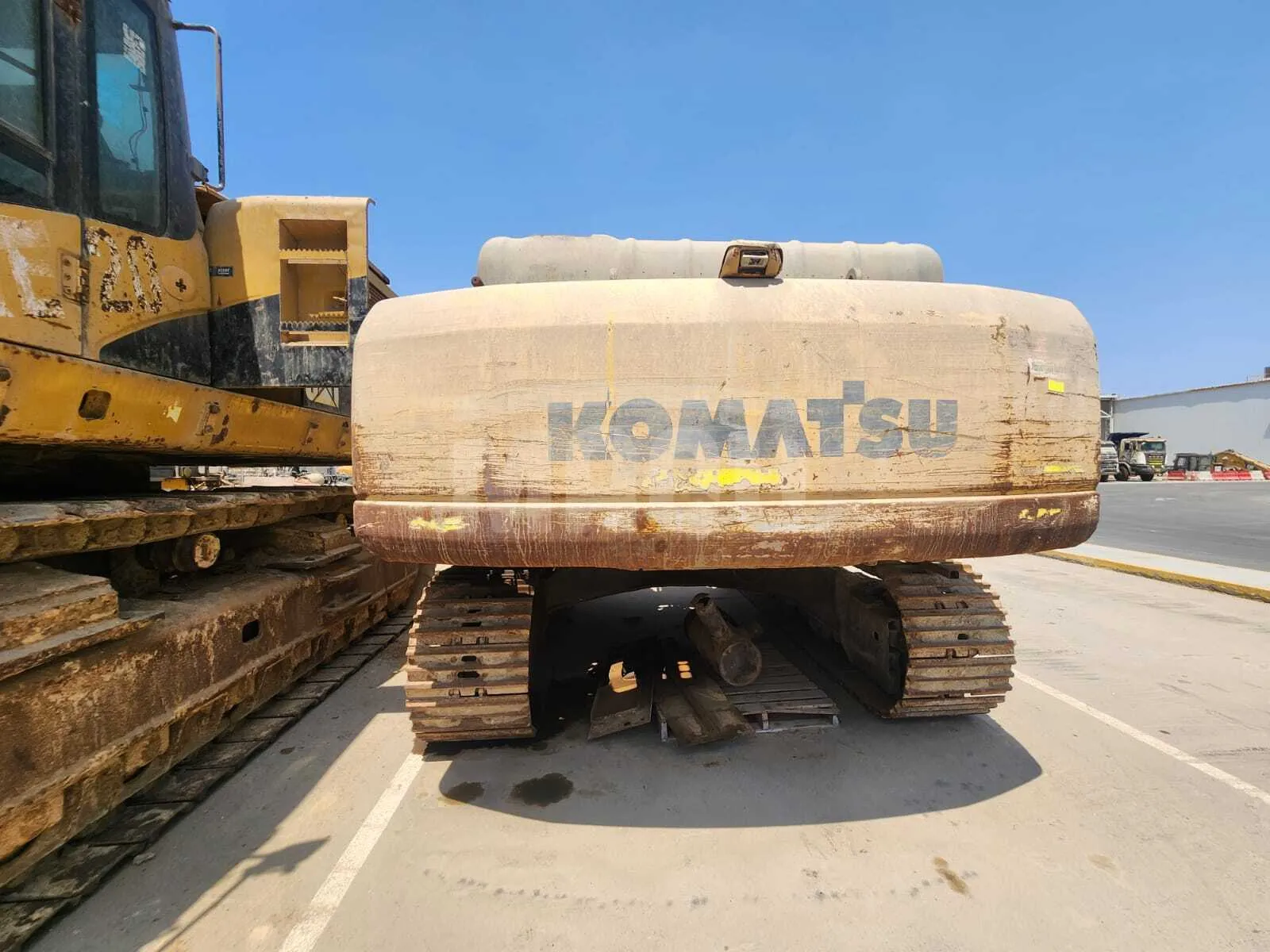 Excavadora sobre orugas KOMATSU PC350LC-8 (2013) - Foto # 6