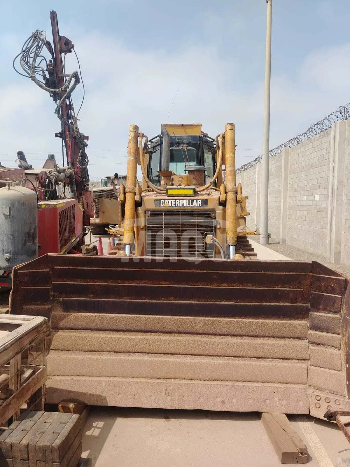 Tractor de oruga CATERPILLAR D6T (2013) - Foto # 6