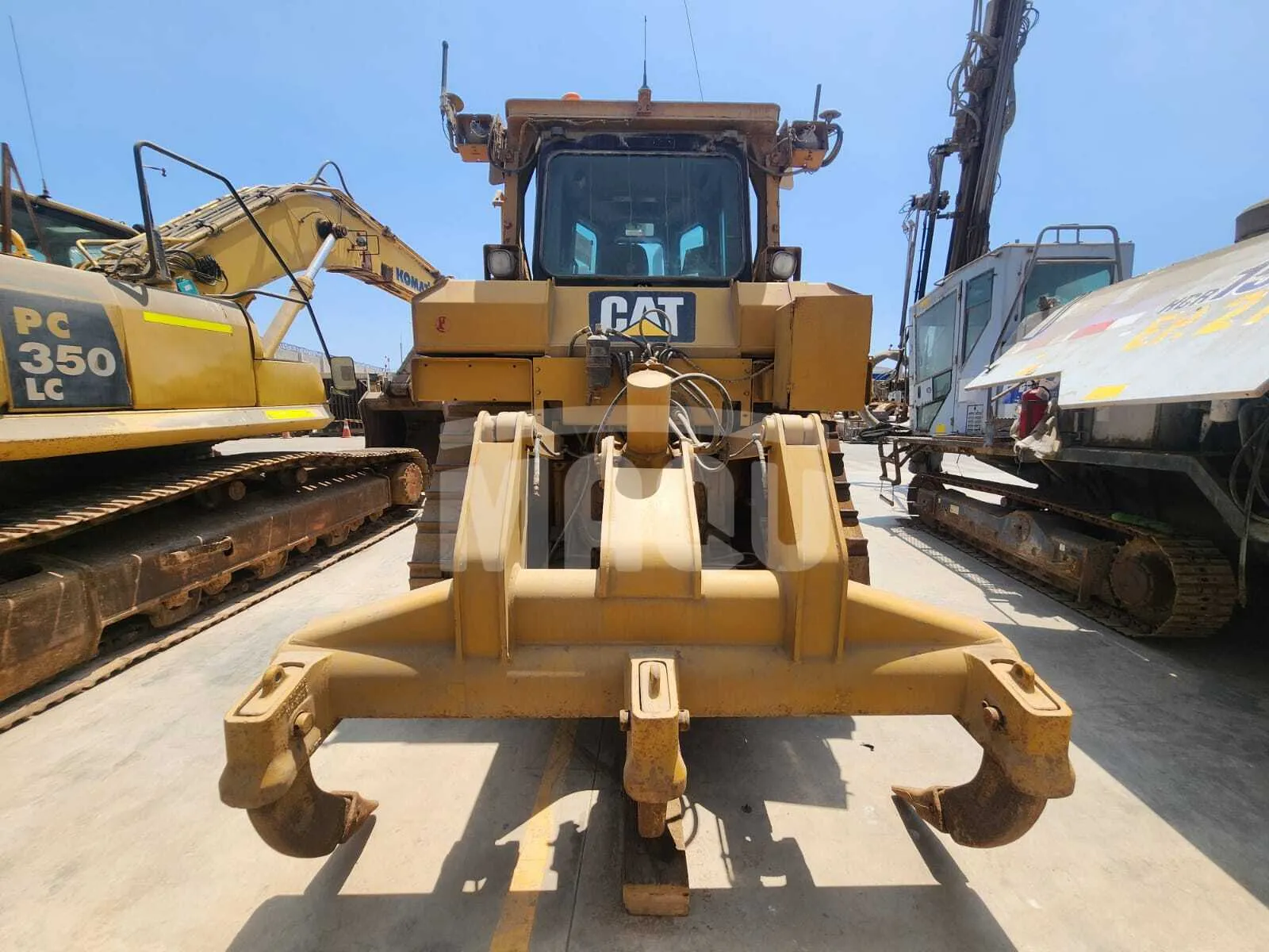 Tractor de oruga CATERPILLAR D6T (2013) - Foto # 5