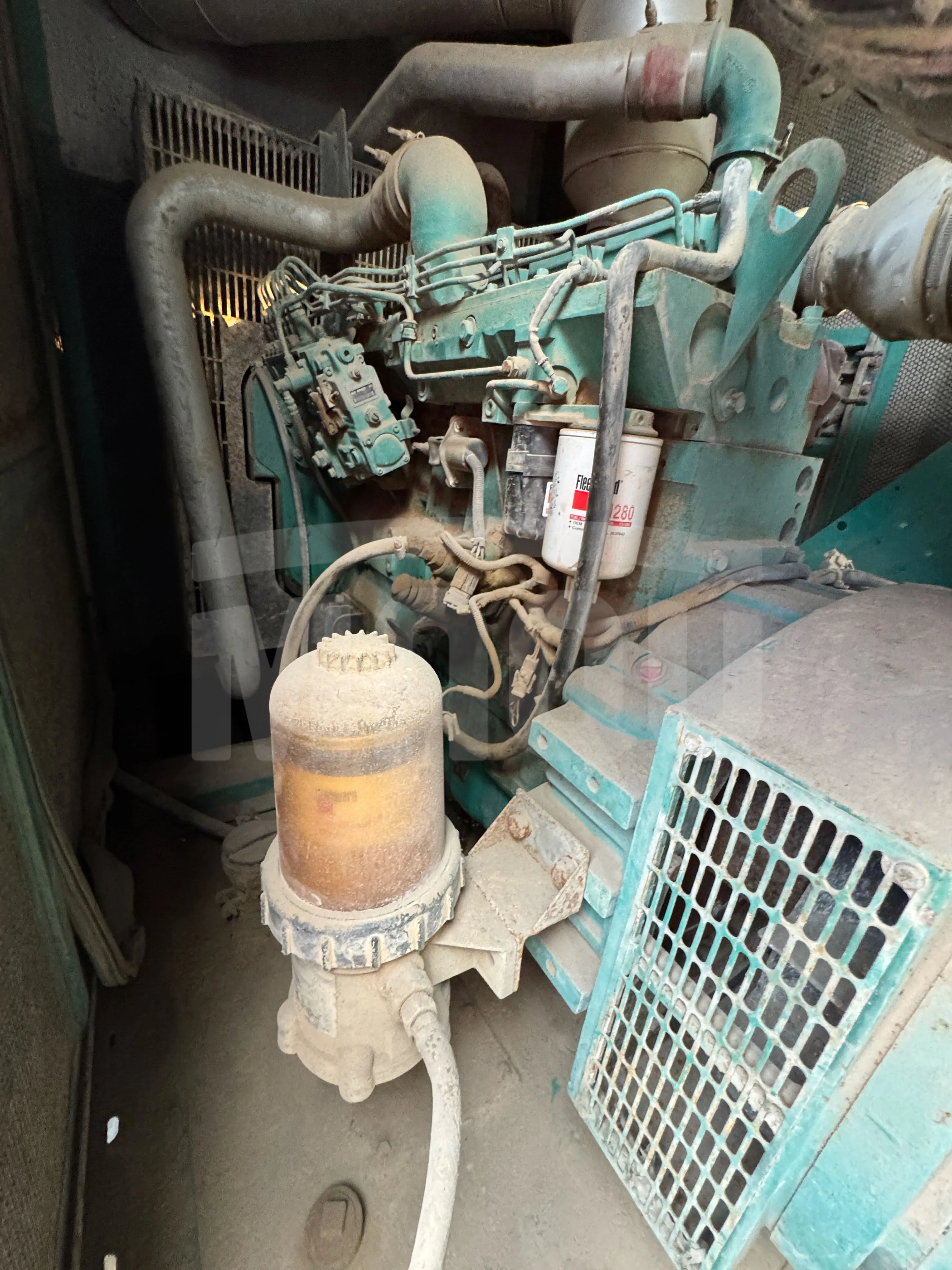 Grupo electrógeno CUMMINS C200D6 (2011) - Foto # 3