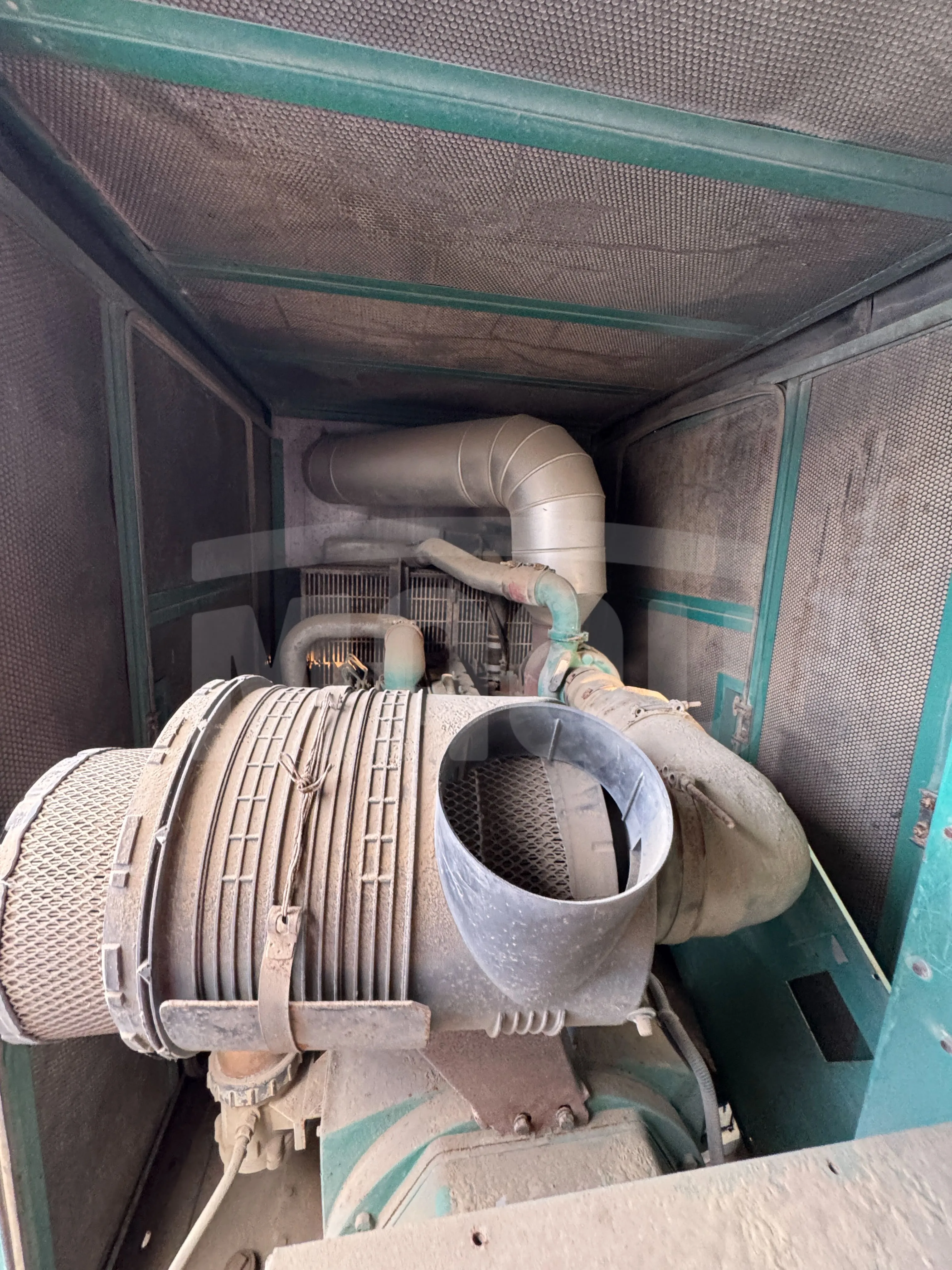 Grupo electrógeno CUMMINS C200D6 (2011) - Foto # 5