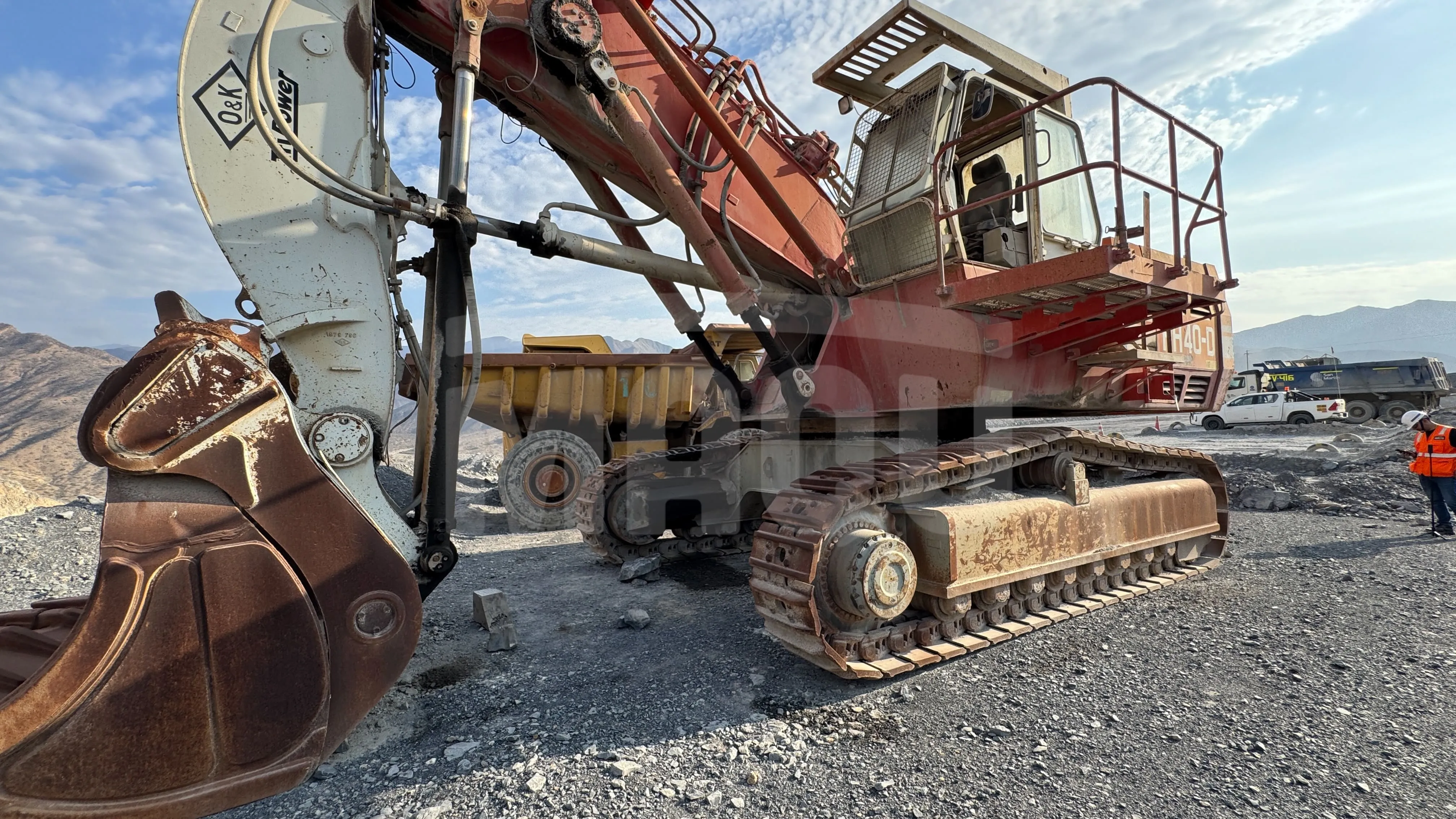 Excavadora sobre orugas O&K RH40-D (2009) - Foto # 6