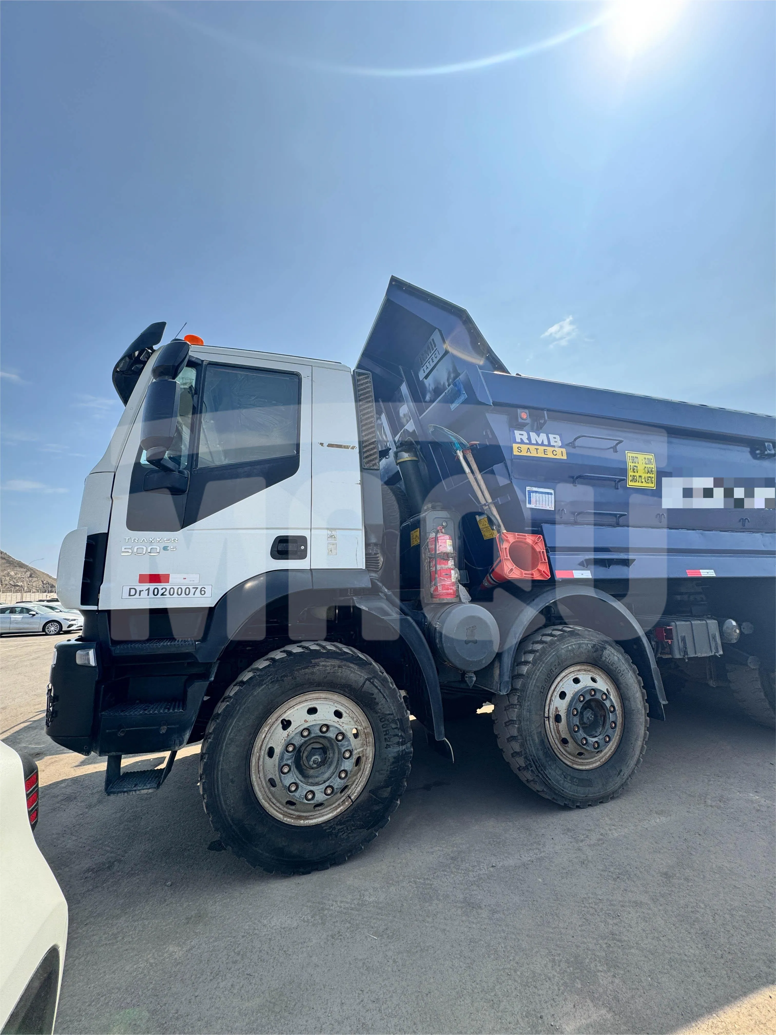 Volquete IVECO TRAKKER AD410T50H (2023)