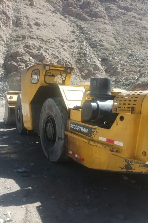 Cargador de bajo perfil ATLAS COPCO ST1030 (2012) - Foto # 3