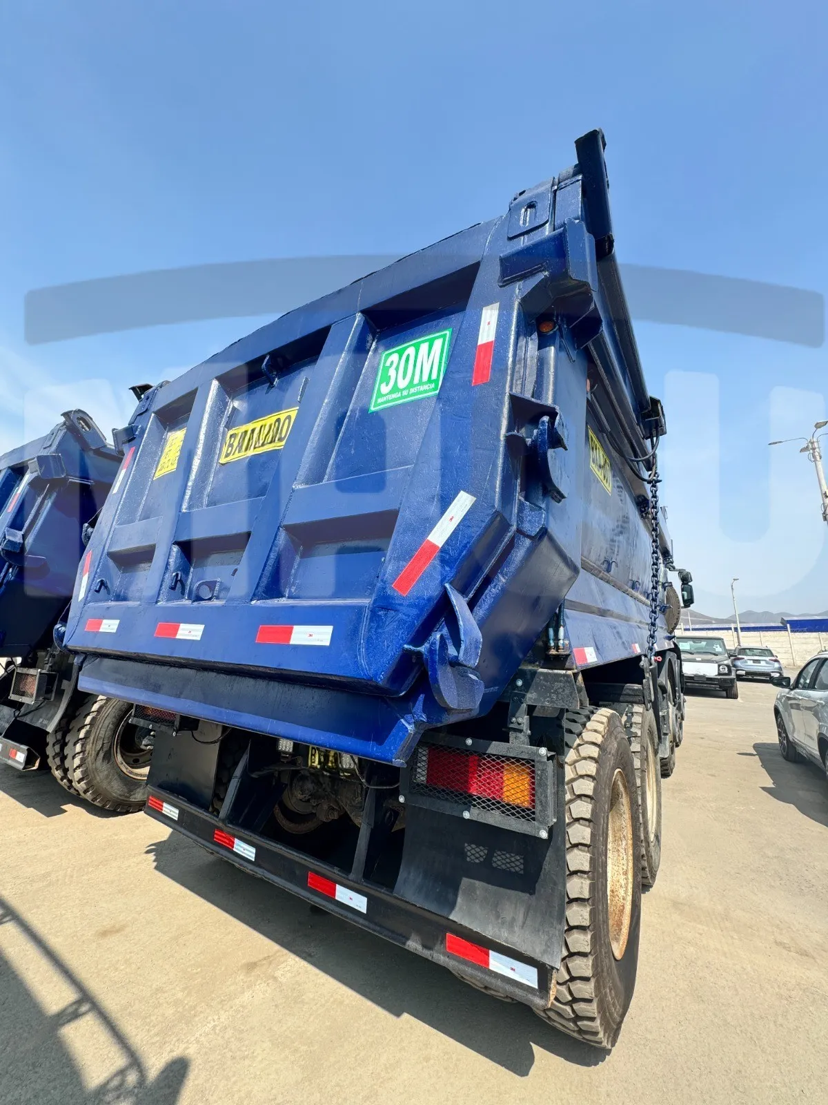 Volquete IVECO TRAKKER AD410T50H (2023) - Foto # 3