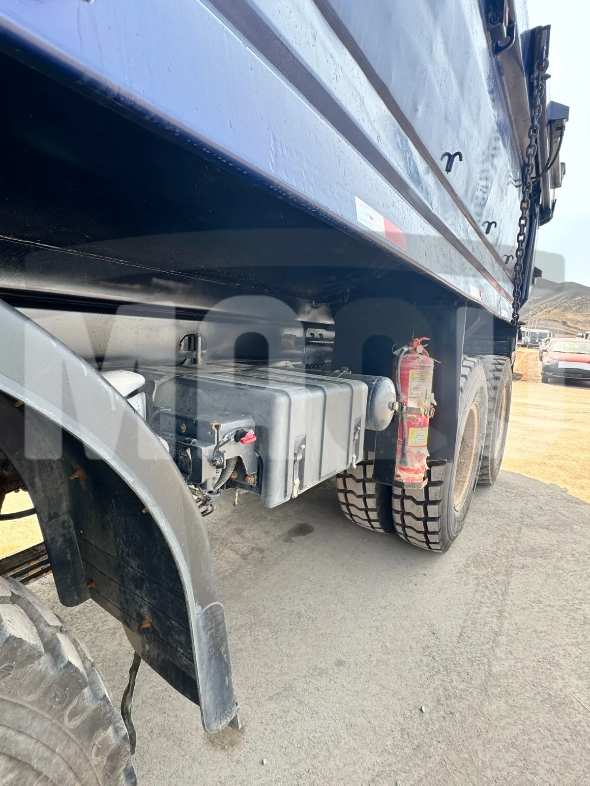 Volquete IVECO TRAKKER AD410T50H (2023) - Foto # 6