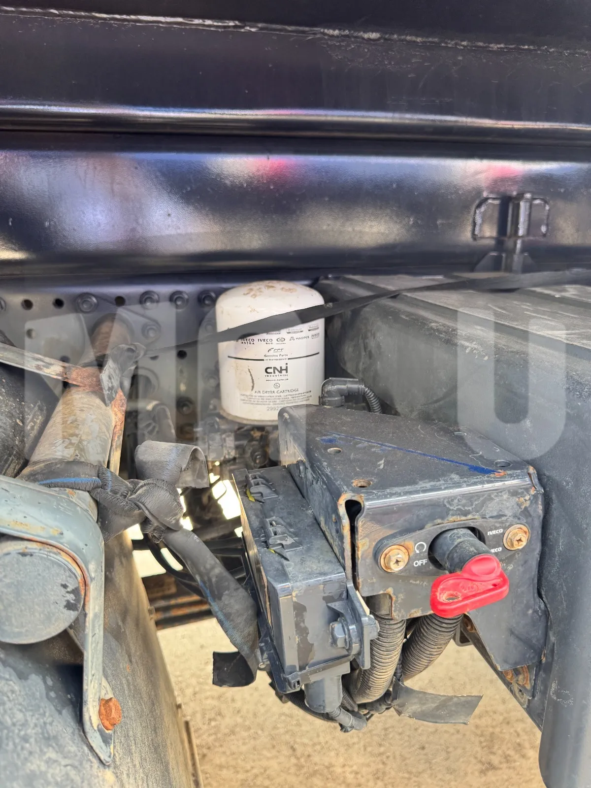 Volquete IVECO TRAKKER AD410T50H (2023) - Foto # 5