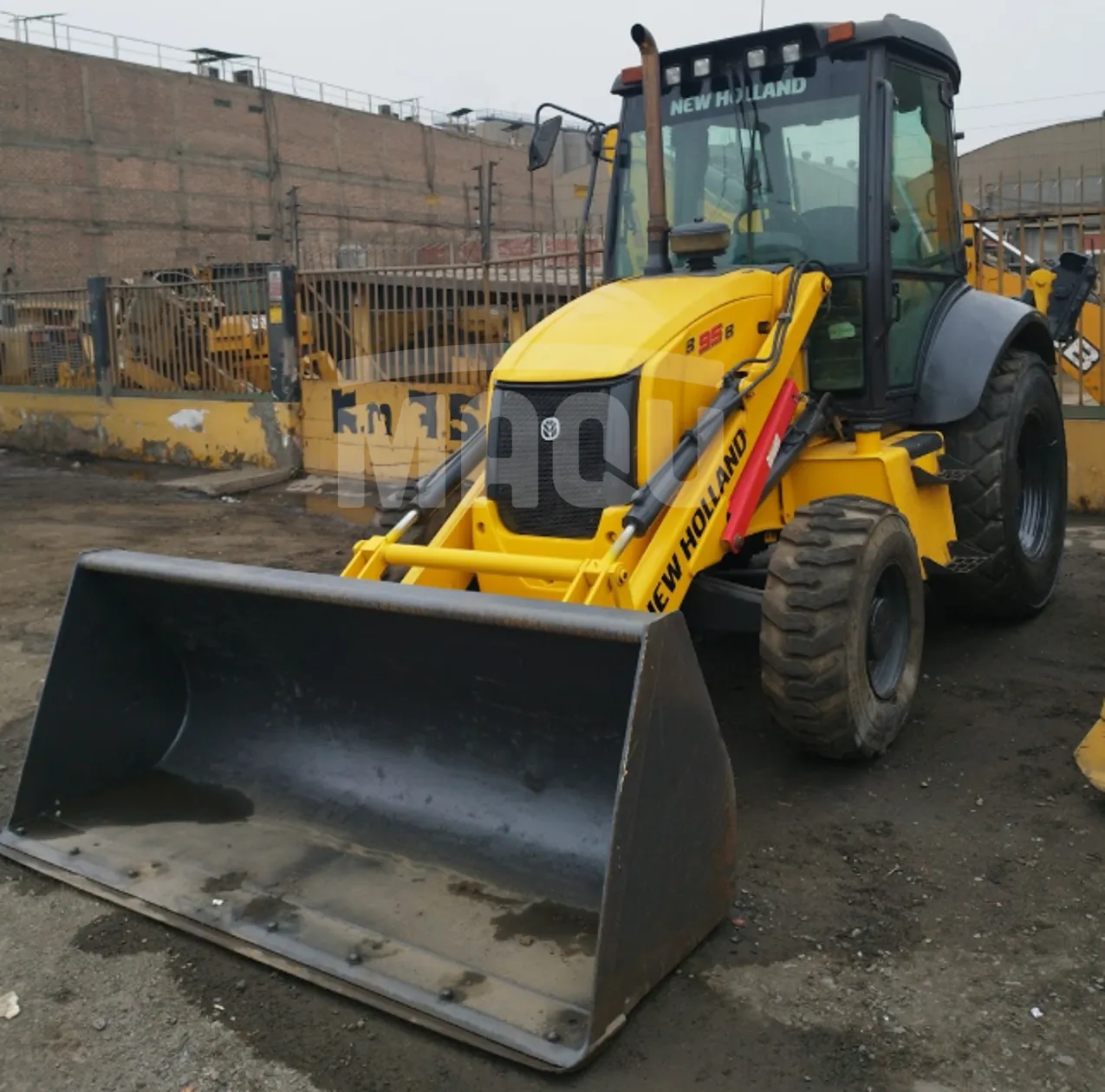 Retroexcavadora NEW HOLLAND 95B (2019)