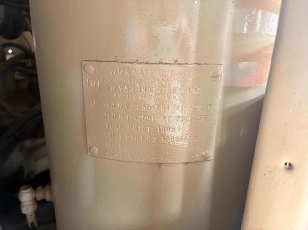 Compresora de aire INGERSOLL RAND 750CFM (2016) - Foto # 4