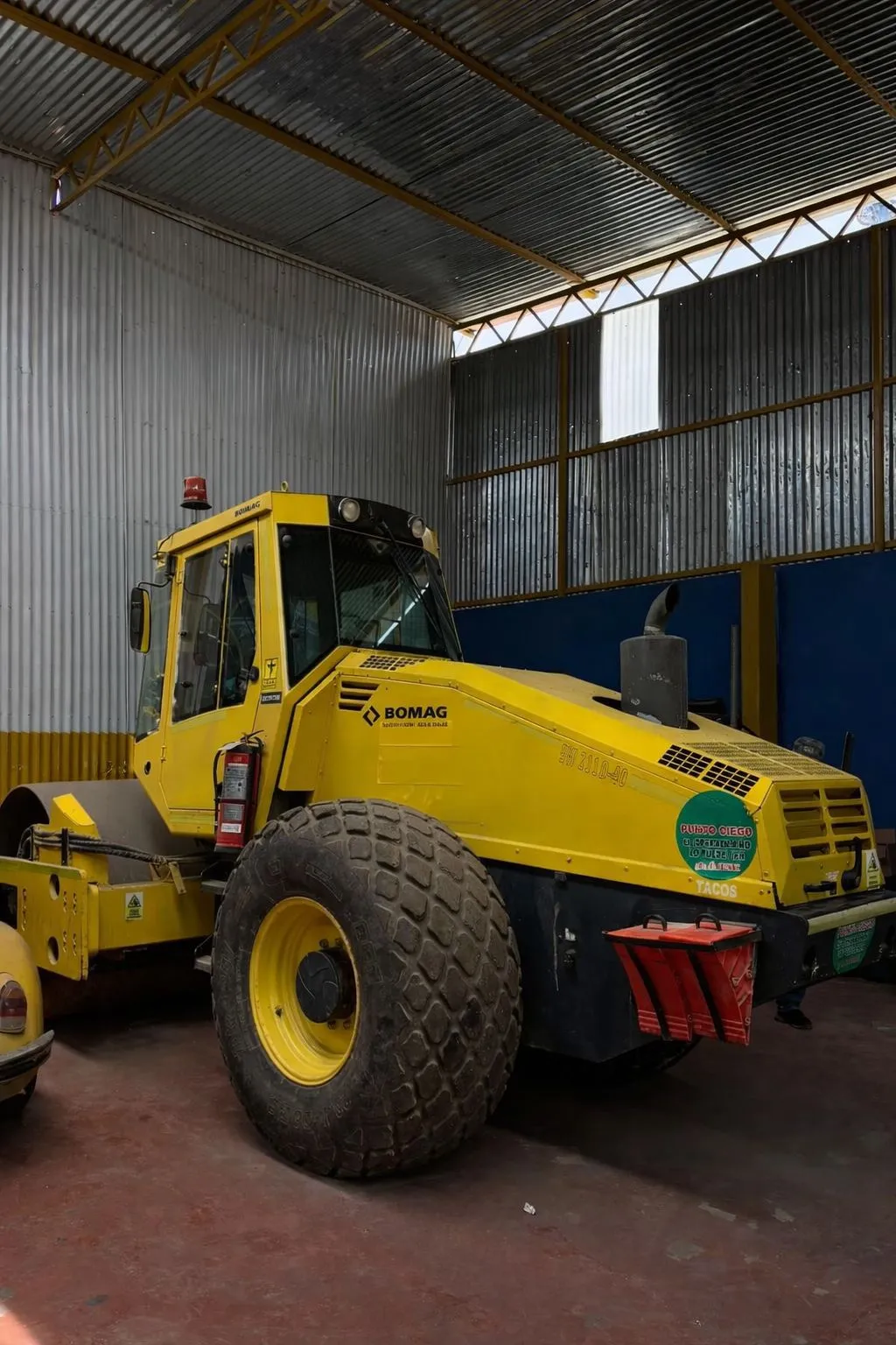 Rodillo BOMAG BW211 (2015) - Foto # 2