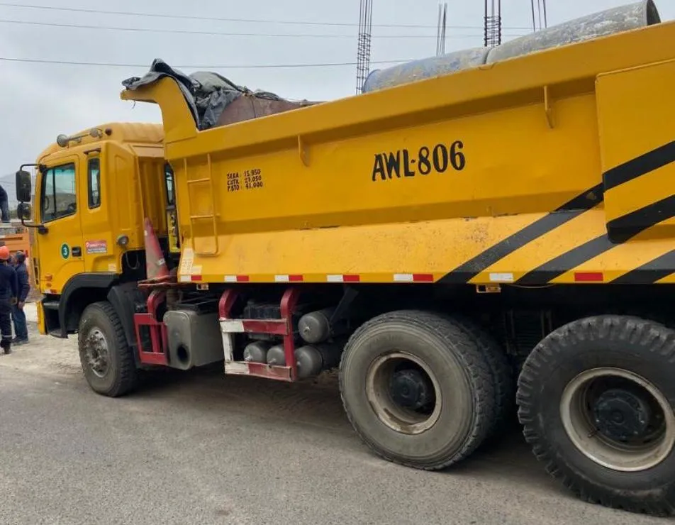 Volquete JLG HFC3252KM (2017) - Foto # 5