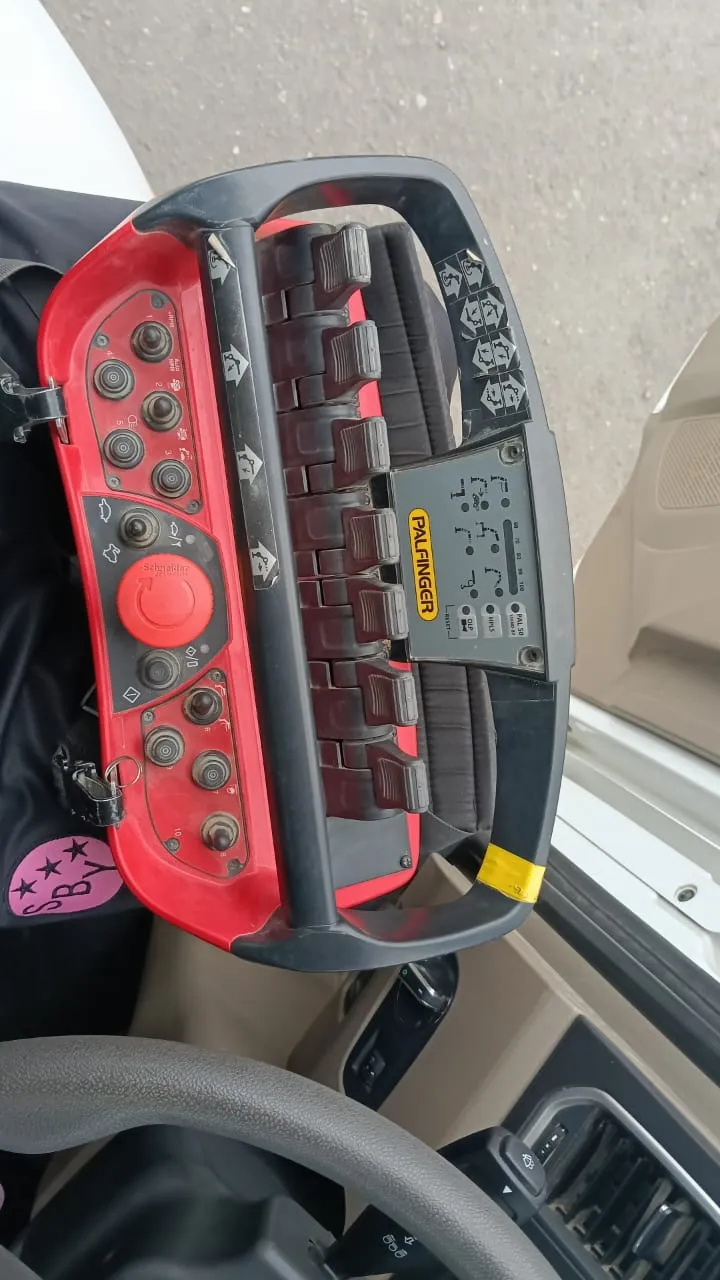 Plataforma de elevación PALFINGER 17001 (2025) - Foto # 2