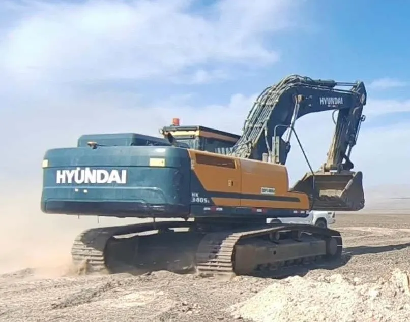 Excavadora sobre orugas HYUNDAI HX340SL (2022)