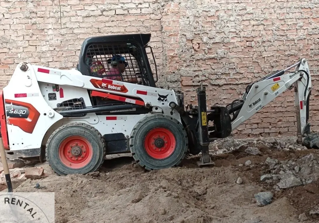 Minicargador BOBCAT HB0880 (2021)