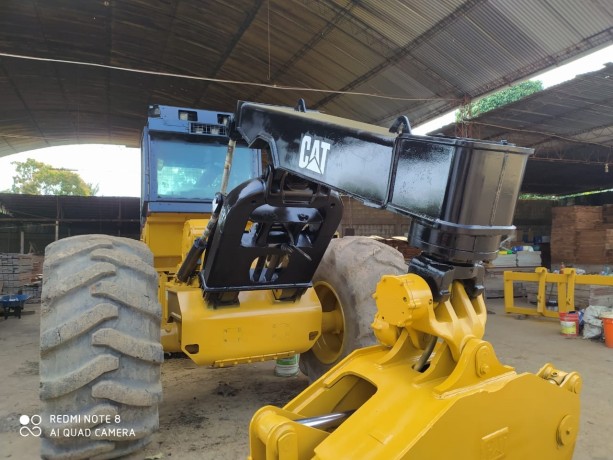tractor-forestal-caterpillar-525-b-big-4