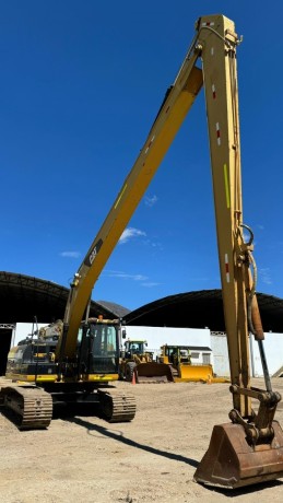 excavadora-sobre-orugas-caterpillar-320d2l-big-4