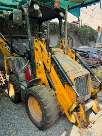 retroexcavadora-jcb-1-cx-big-2