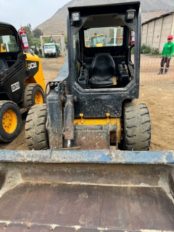 minicargador-jcb-225-big-1