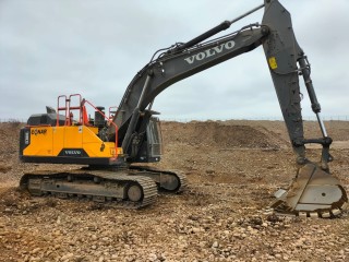 Excavadora sobre orugas VOLVO EC380EL