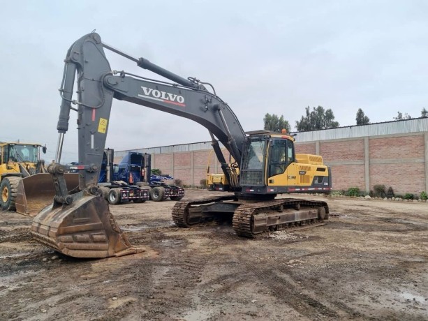 excavadora-sobre-orugas-volvo-ec380dl-big-2