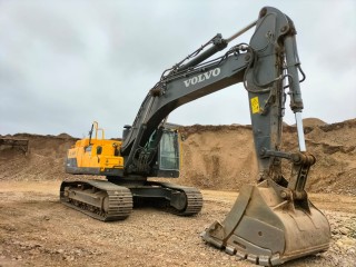 Excavadora sobre orugas VOLVO EC380DL