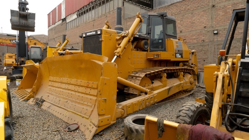 tractor-sobre-orugas-komatsu-d155ax-6-big-2